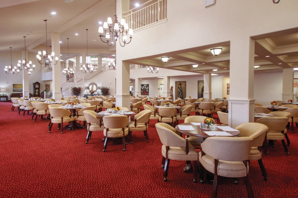The dining room at Somerset Lodge