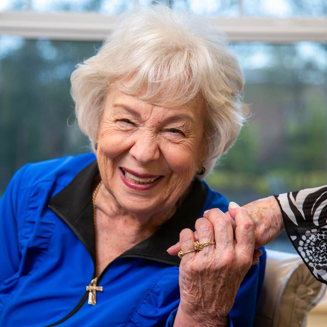 Residents enjoying time together at Somerset Lodge